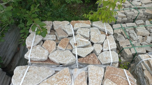 Гранитный плитняк галтованный для парковки купить в Нижней Салде