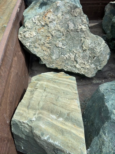 Ландшафтные глыбы зелёные 200-500 килограмм купить в Нижней Салде