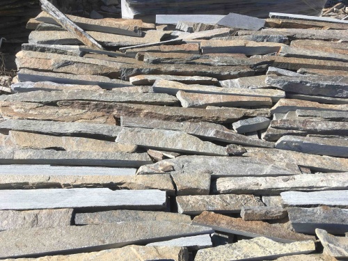 Горбушка златолит мультиколор для облицовки купить в Нижней Салде