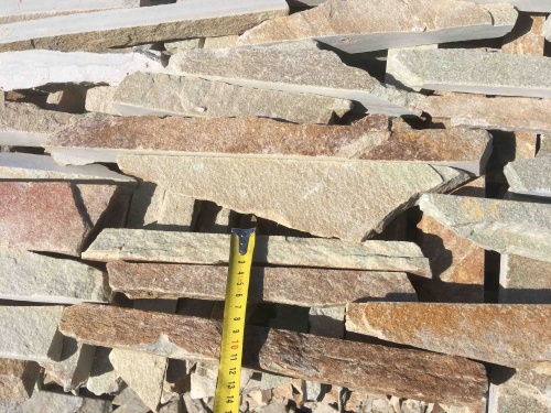 Горбушка златолит золотистый для облицовки купить в Нижней Салде