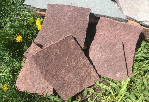 Плитняк лемезит бордовый для цоколя 1,5-2 см купить в Нижней Салде