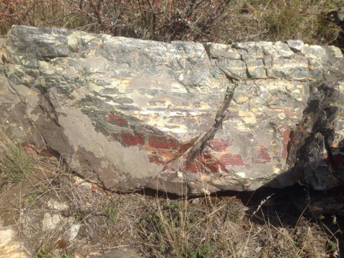 Гигантские зелёные валуны для ландшафтного дизайна весом более 5 тонн купить в Нижней Салде