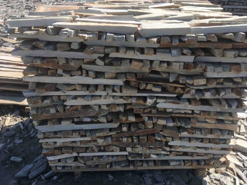 Горбушка златолит золотистый для облицовки купить в Нижней Салде