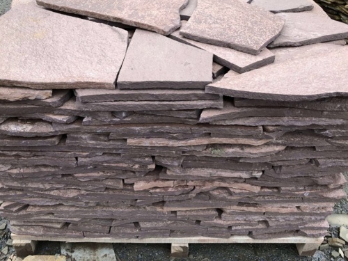 Плитняк лемезит бордовый для облицовки цоколя 20-25 мм  купить в Нижней Салде