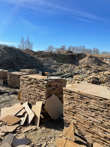 Плитняк златолит жёлтый золотистый для отмостки купить в Нижней Салде