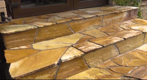 Плитняк златолит жёлтый золотистый для отмостки купить в Нижней Салде