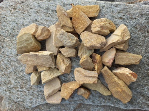 Златолит жёлтый декоративная каменная крошка купить в Нижней Салде